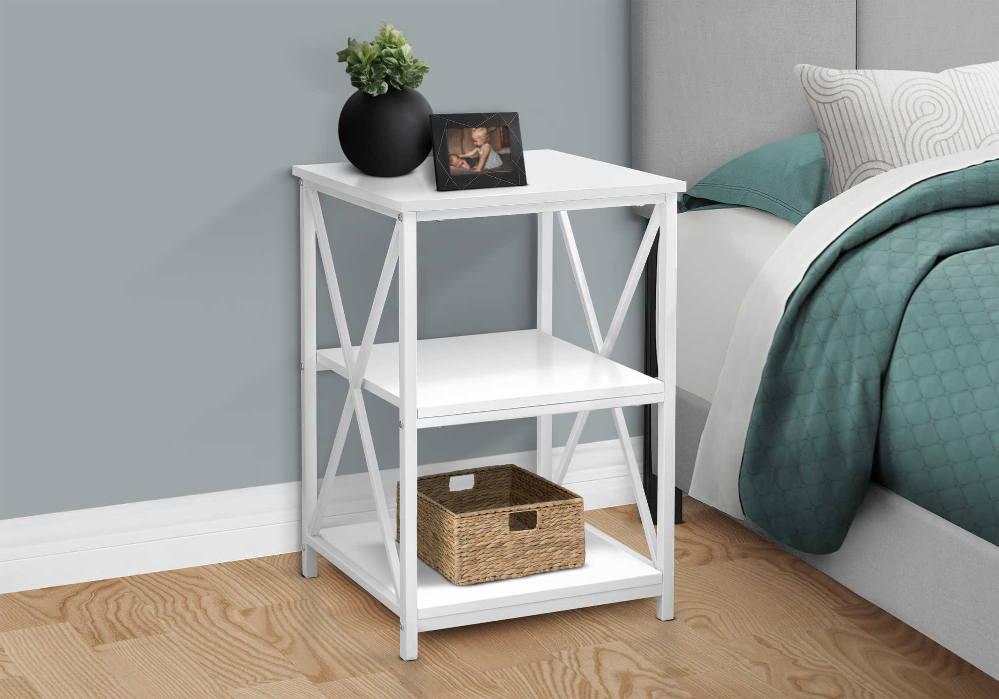 Image of nightstand - 26"h / white/ white metal  i 3599.
