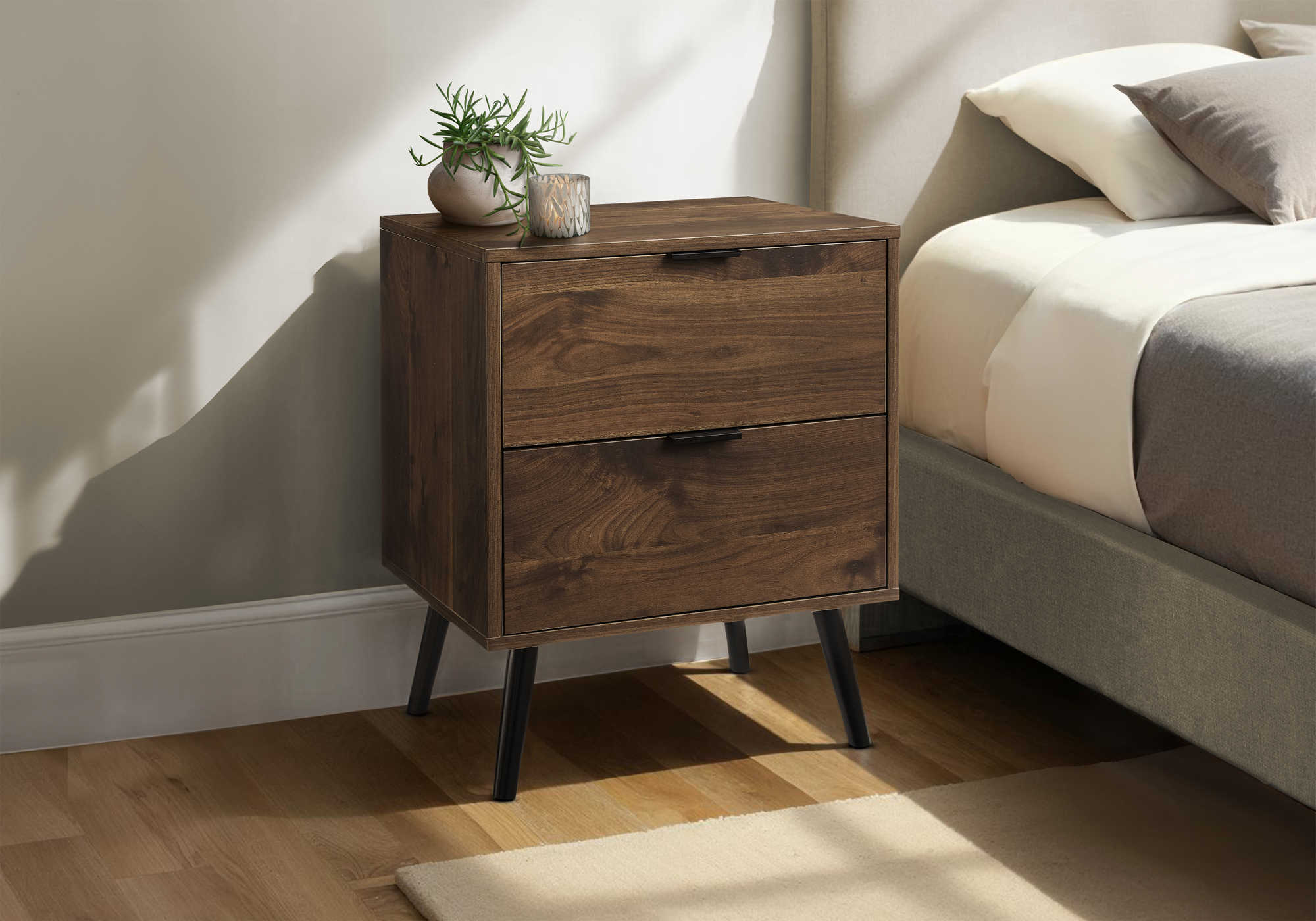 TABLE D'APPOINT - 24"H / NOYER AVEC 2 TIROIRS – I 3607