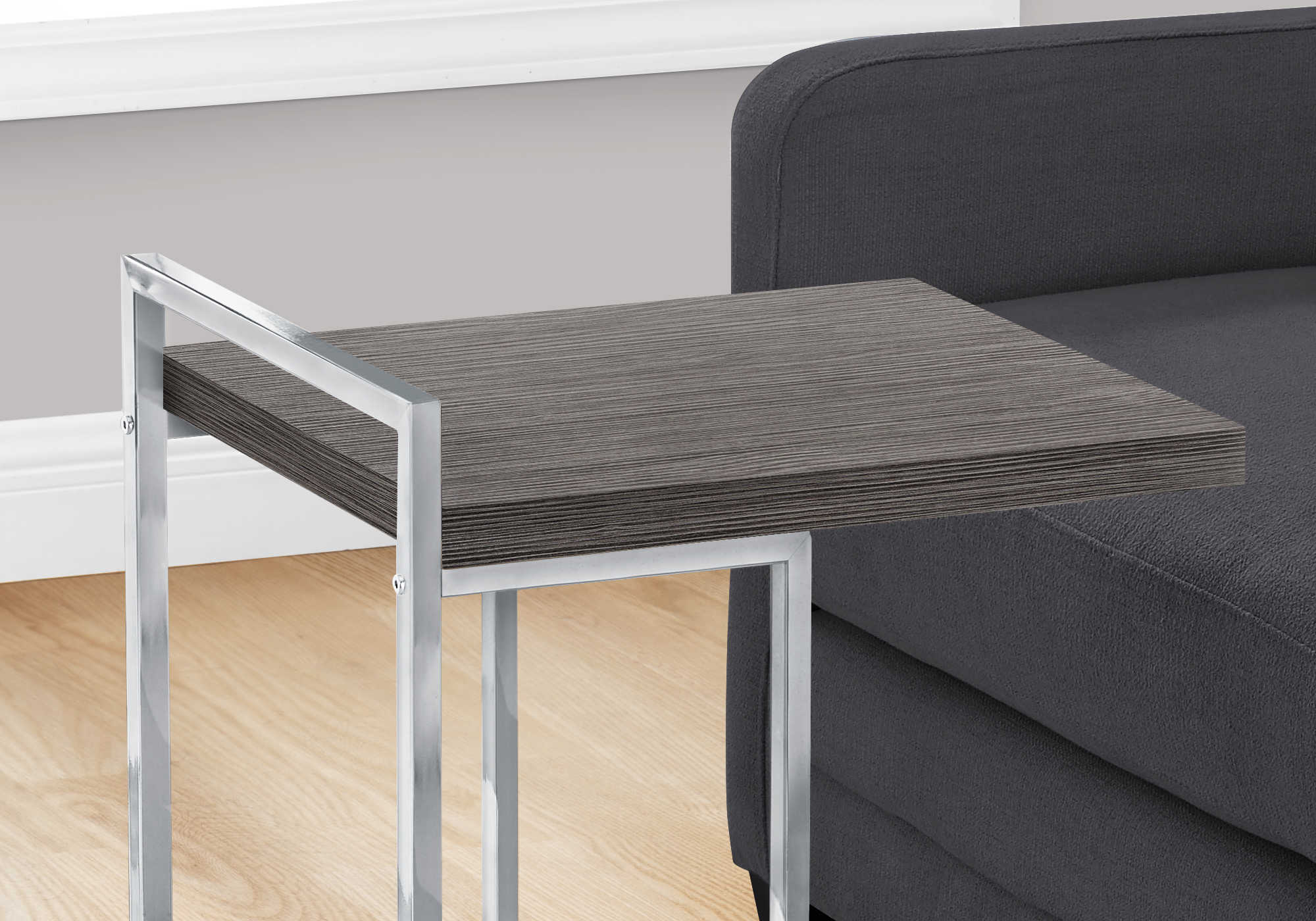 TABLE DE CHEVET - 25"H / GRIS / METAL CHROME – I 3637.