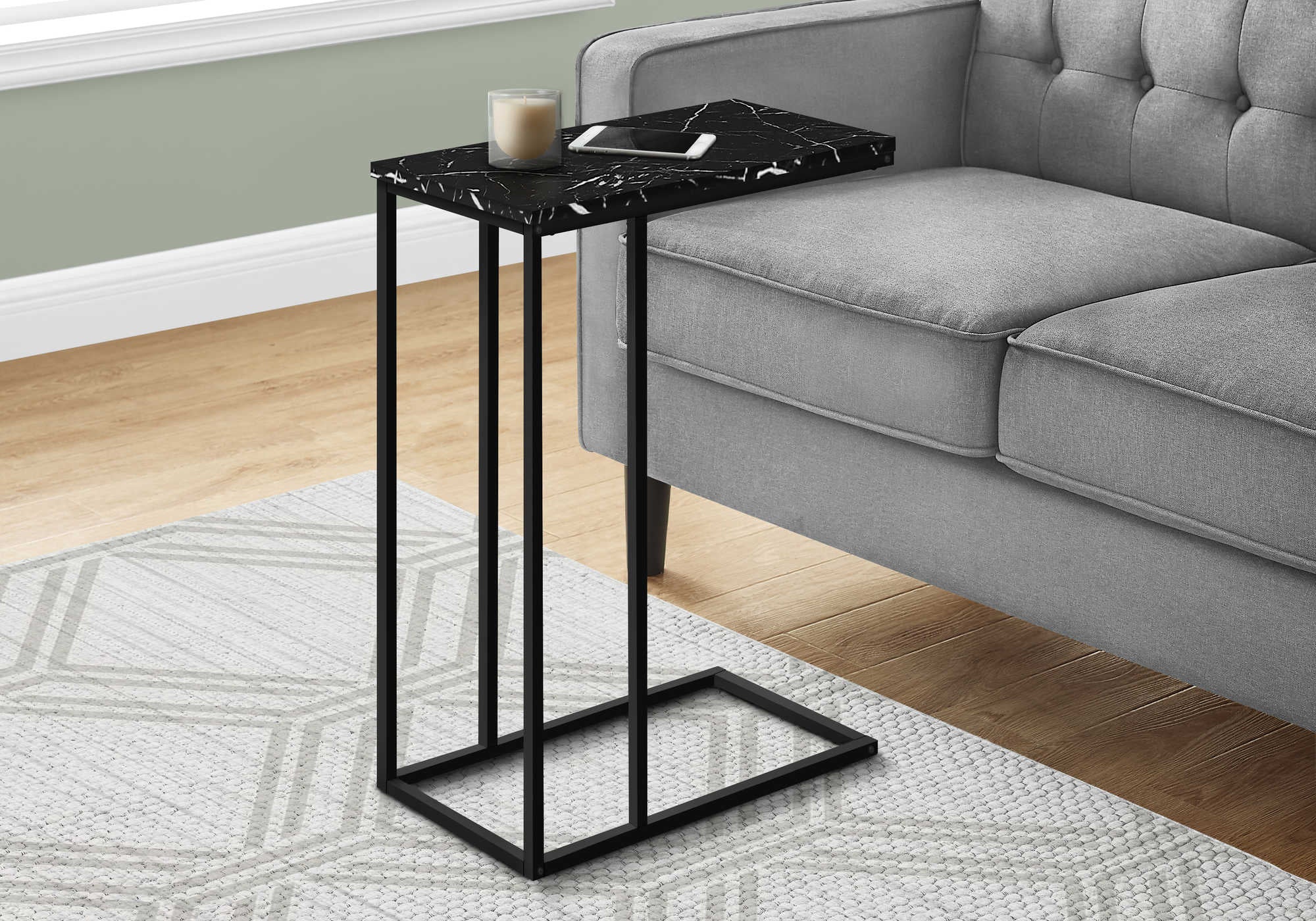 TABLE DE CHEVET - 25"H / MARBRE NOIR / METAL NOIR – I 3763.
