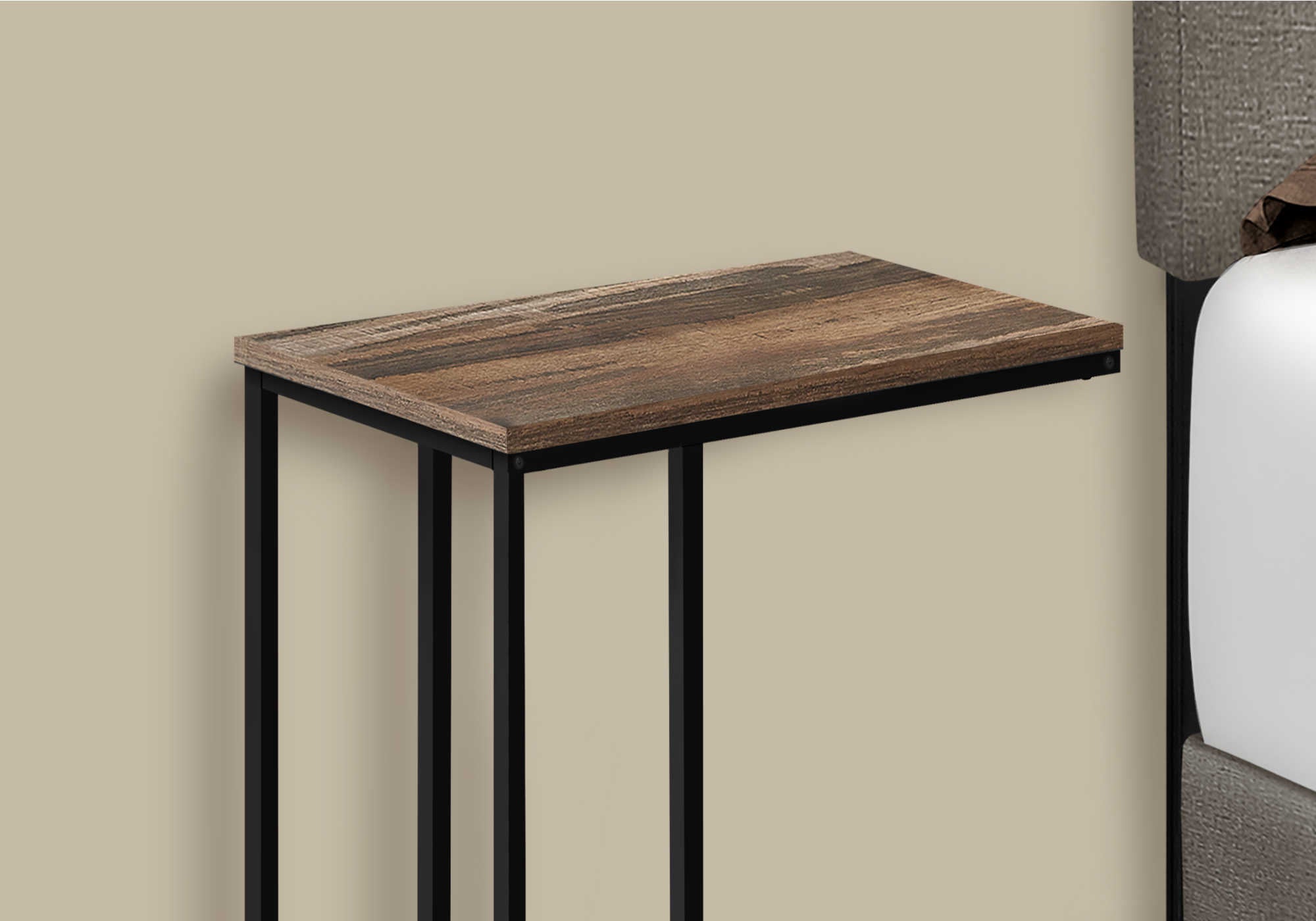 TABLE DE CHEVET - 25"H / FAUX BOIS BRUN / METAL NOIR – I 3764.