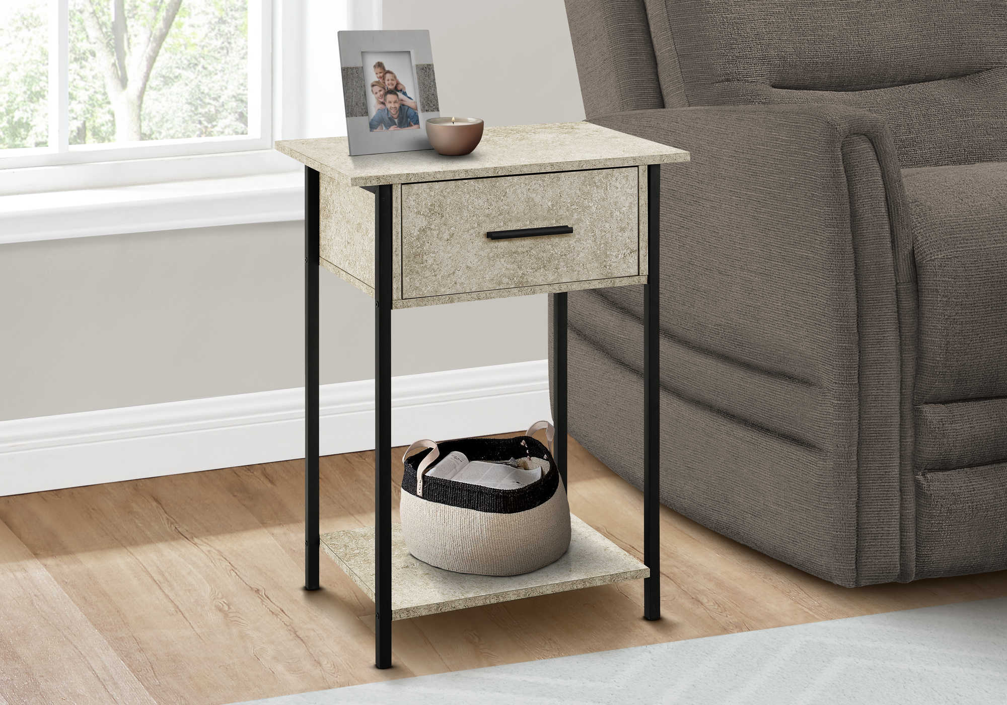 TABLE D'APPOINT - 24"H / PIERRE CREME / METAL NOIR – I 3818