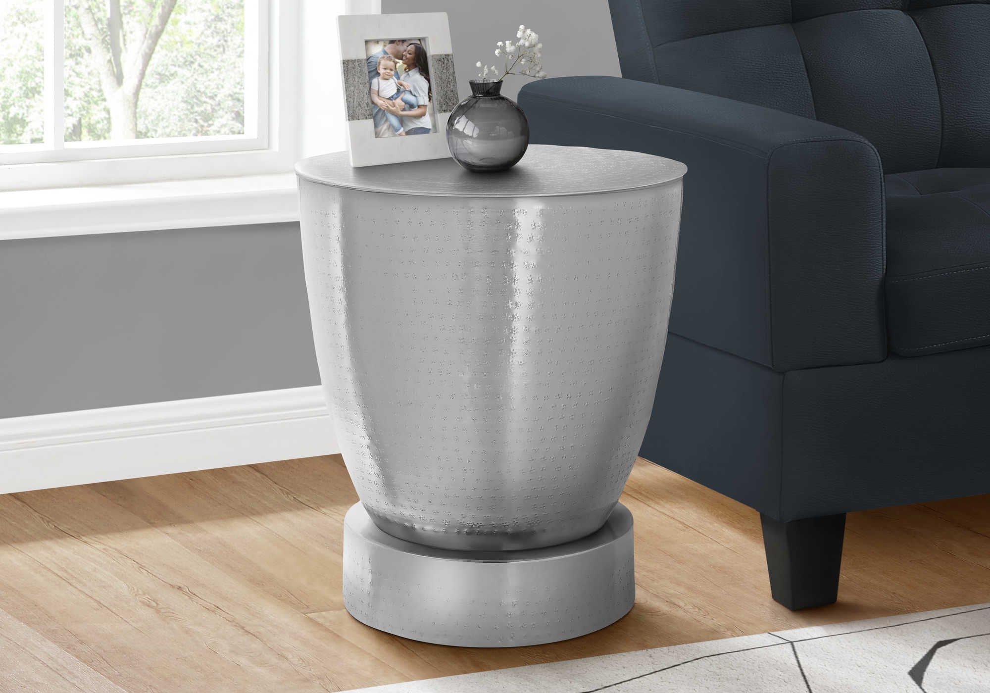 TABLE DE CHEVET - 22"H / TABLE DE BOUT DRUM METAL CHROME – I 3920.