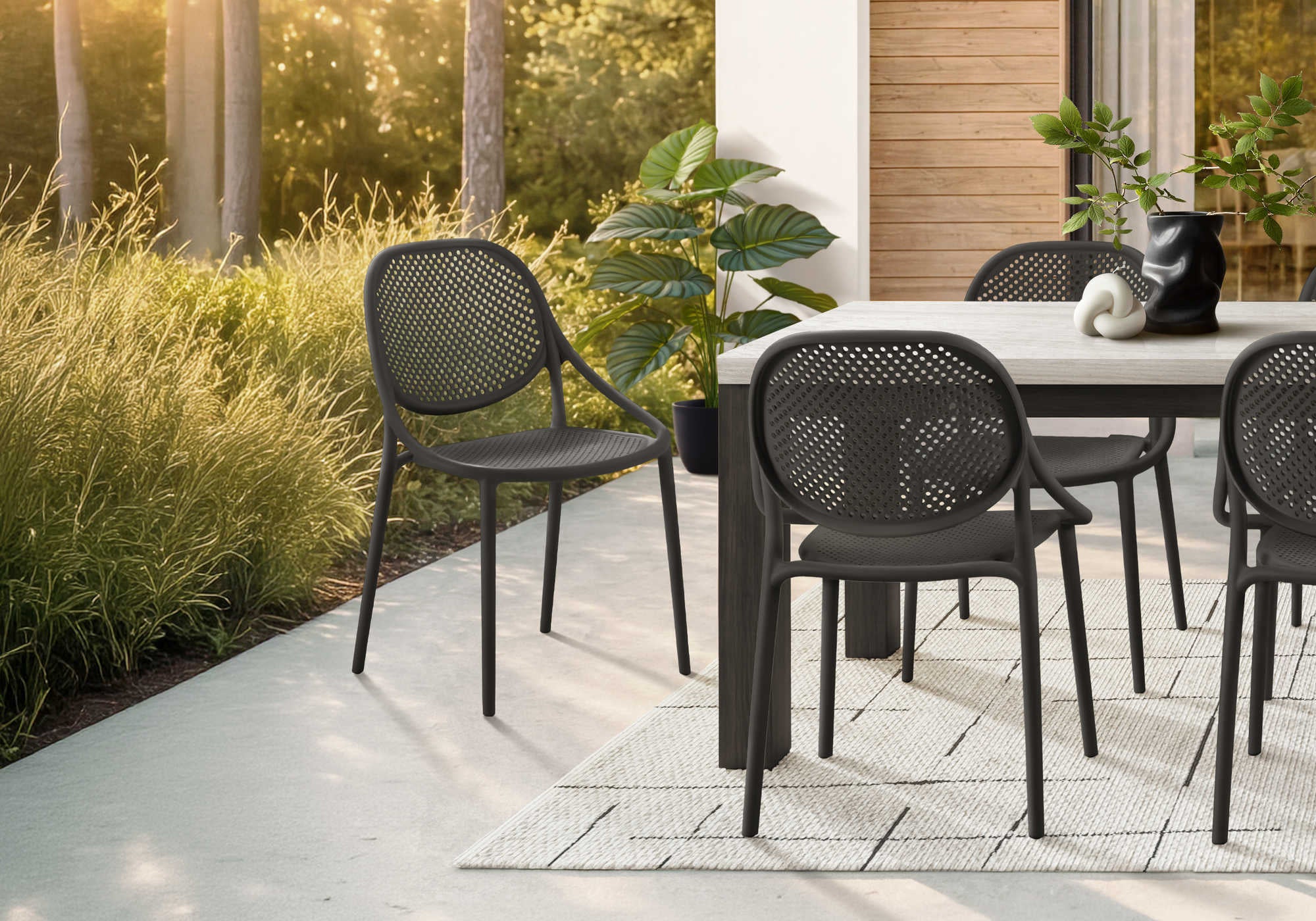 CHAISE D’EXTERIEUR - FAUTEUIL EMPILABLE NOIR / 4PCS – I 4019