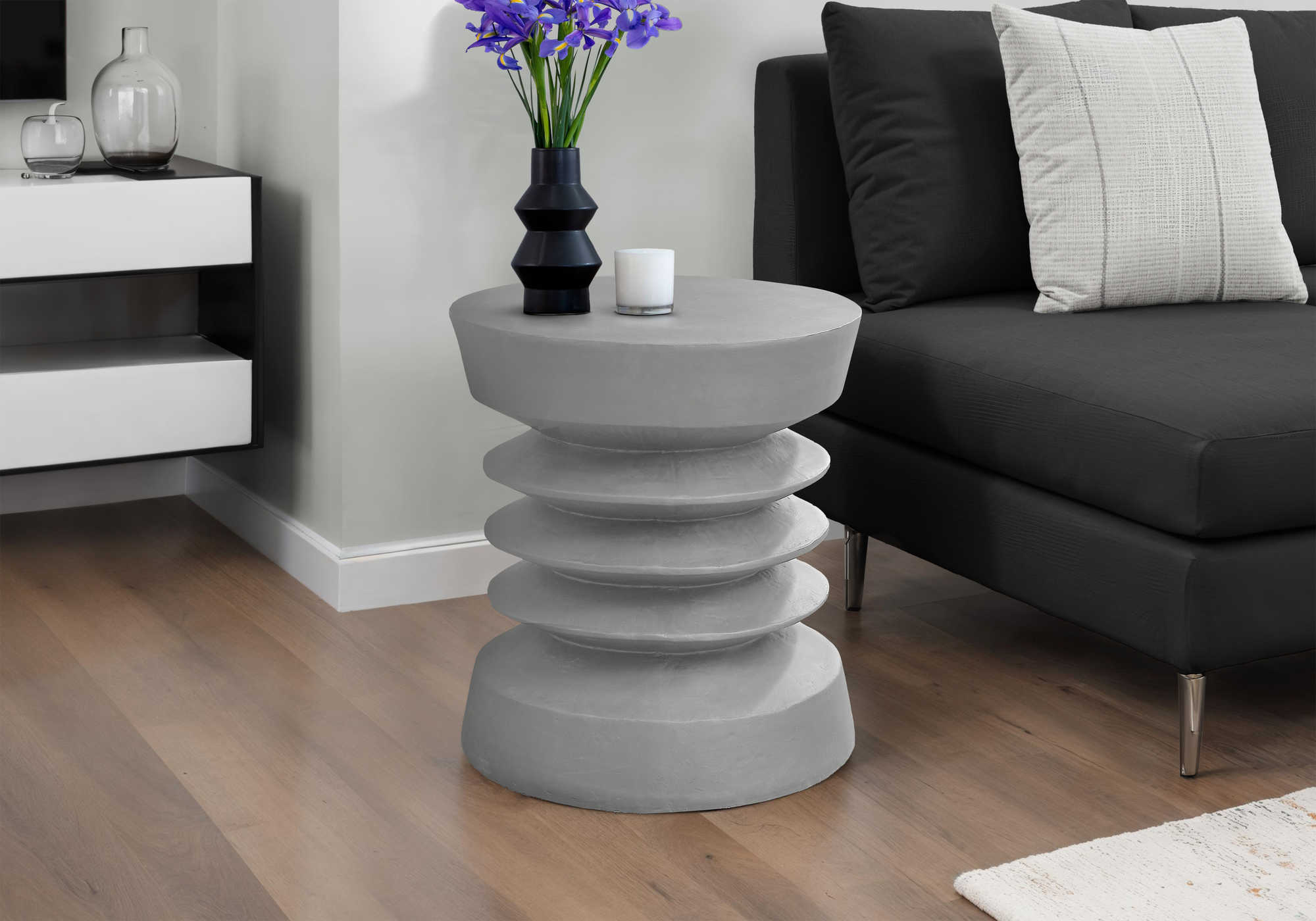 TABLE D'APPOINT - 25"H / INTERIEUR OU EXTERIEUR GRIS – I 4152