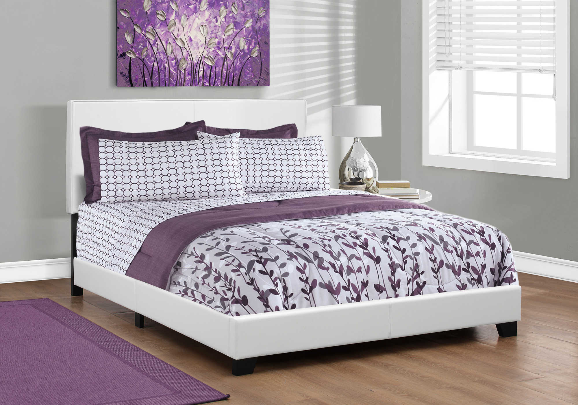 BED - QUEEN SIZE / WHITE LEATHER-LOOK i 5911Q