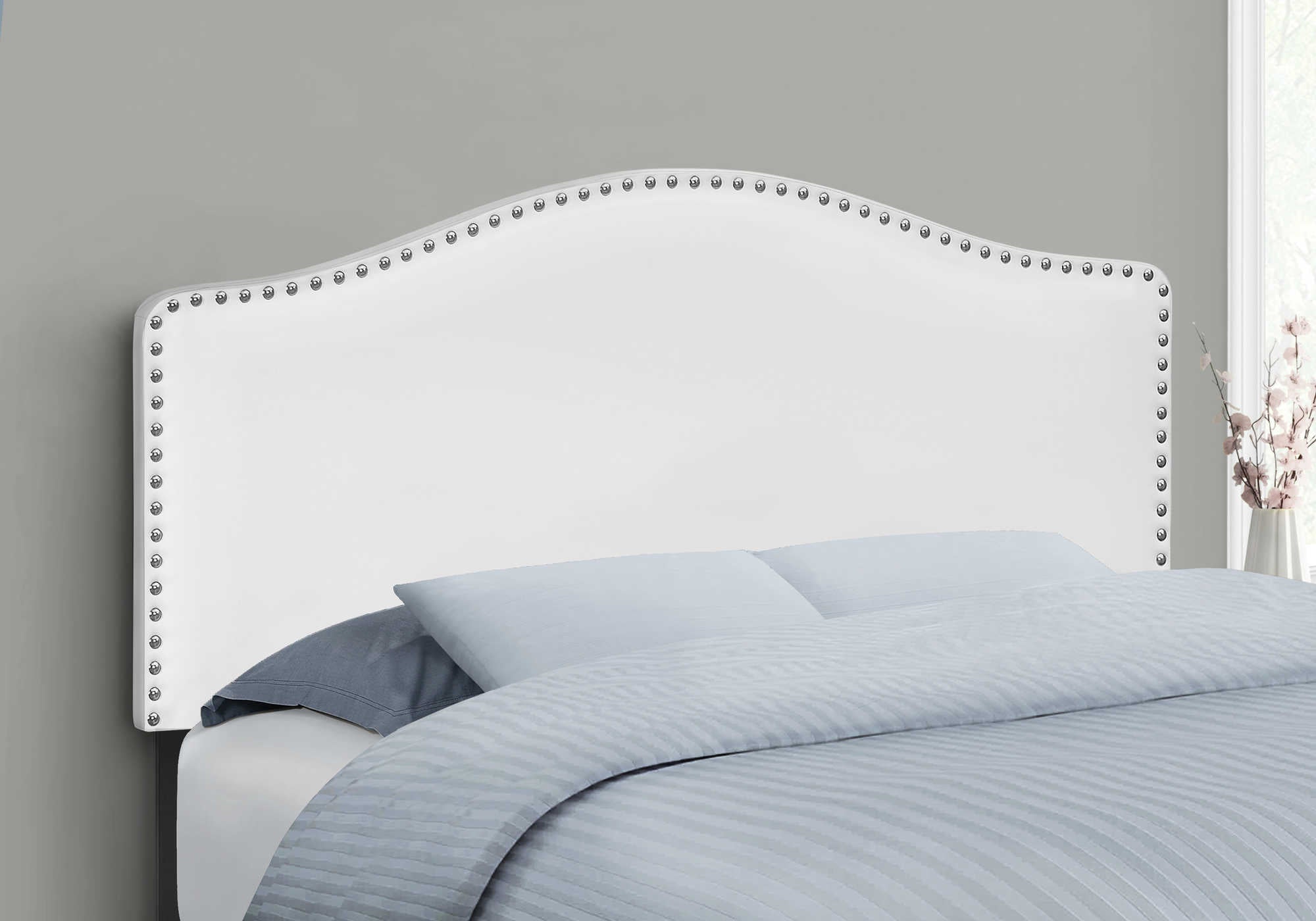 Image of bed - full size / white leather-look headboard only i 6012f.