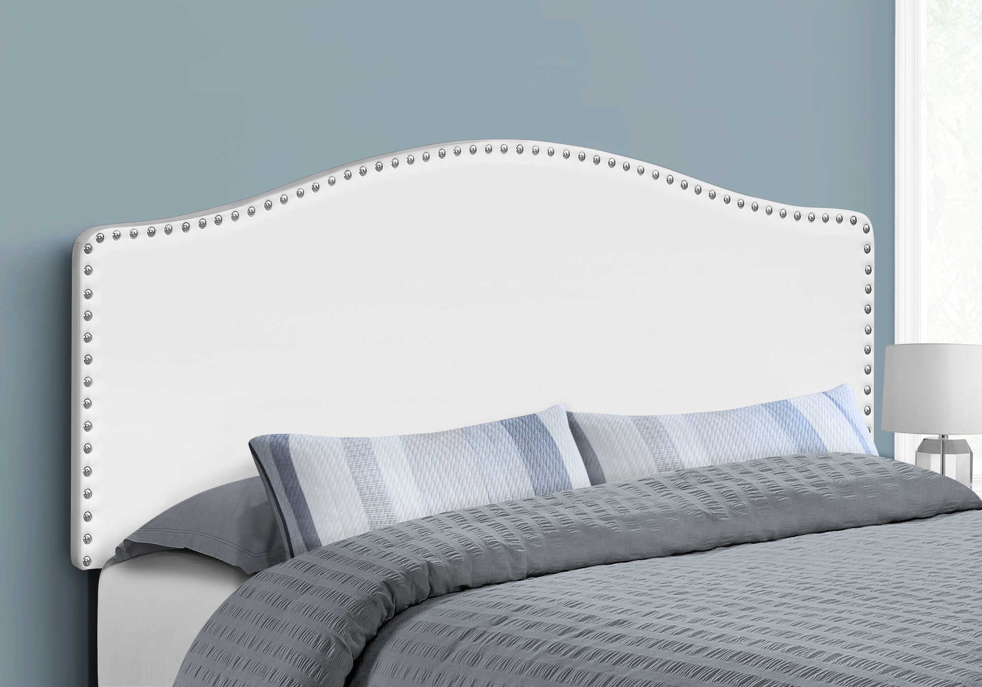 Image of bed - queen size / white leather-look headboard only i 6012q.