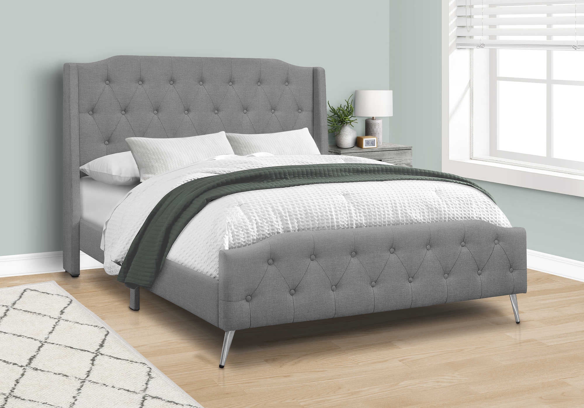 Image of bed - queen size / grey linen with chrome metal legs i 6045q.