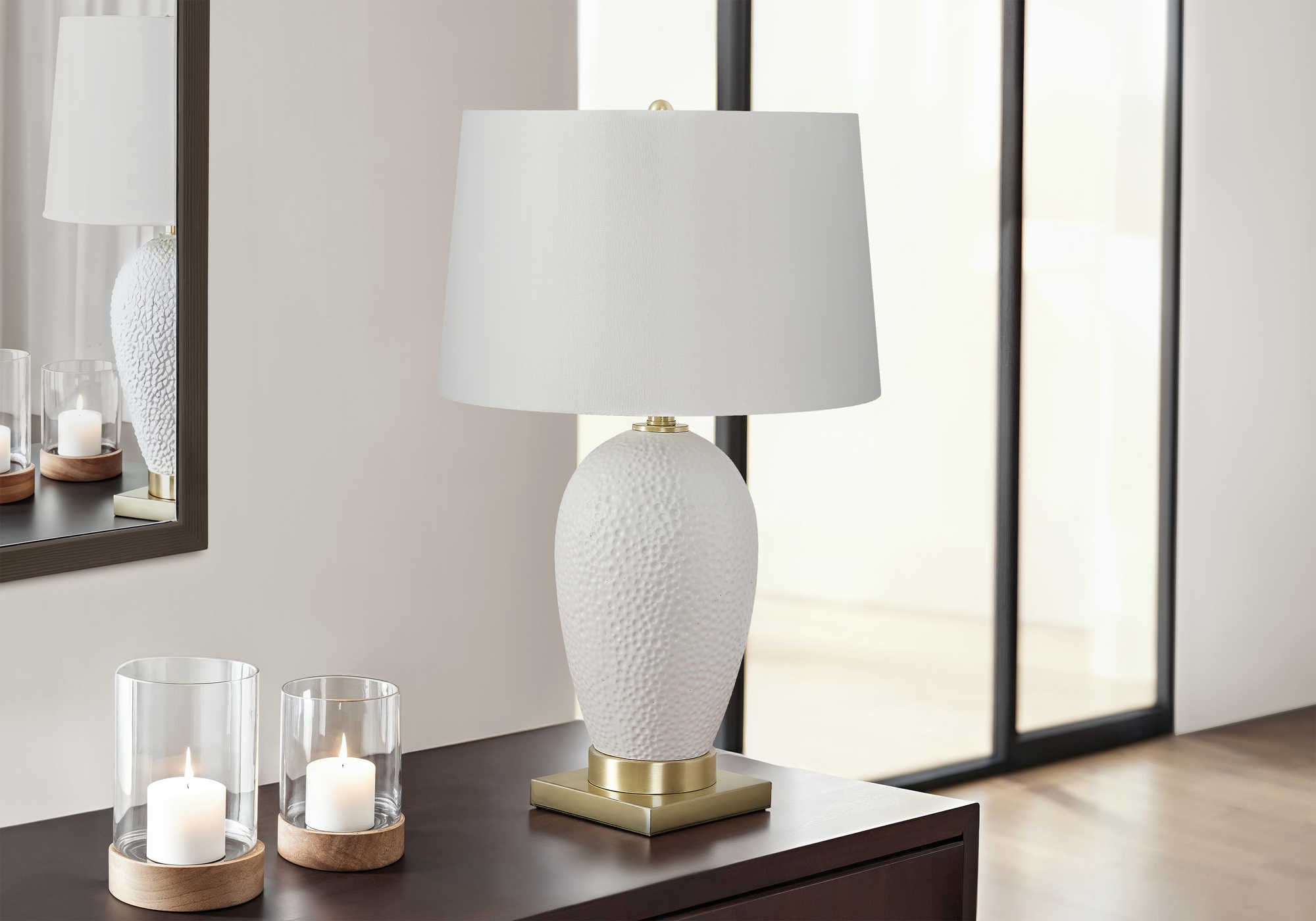 LUMINAIRE - 26"H LAMPE DE TABLE BLANC CERAMIQUE / IVOIRE – I 9610.