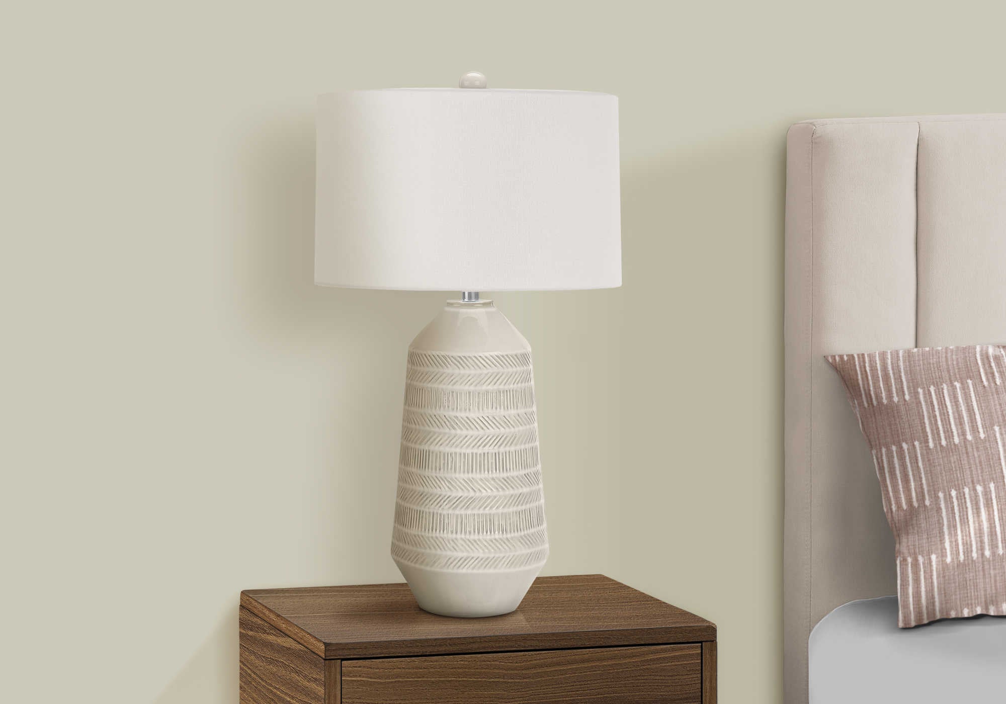 LUMINAIRE - 33"H LAMPE DE TABLE CREME CERAMIQUE / IVOIRE – I 9613.