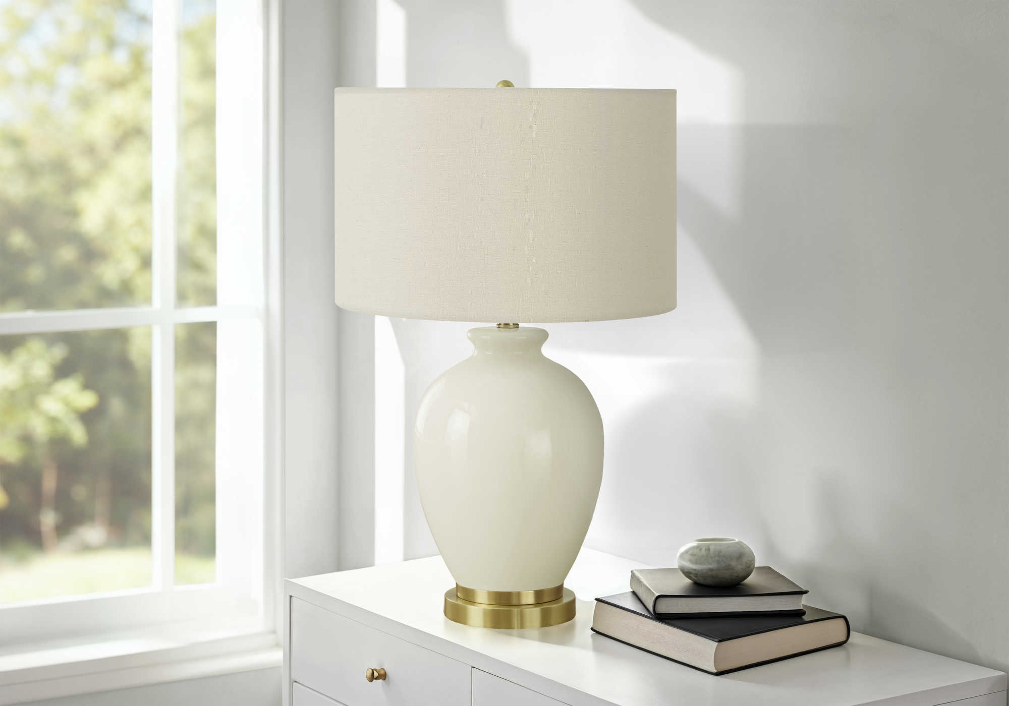 LUMINAIRE - 26"H LAMPE DE TABLE CREME CERAMIQUE / IVOIRE – I 9625.
