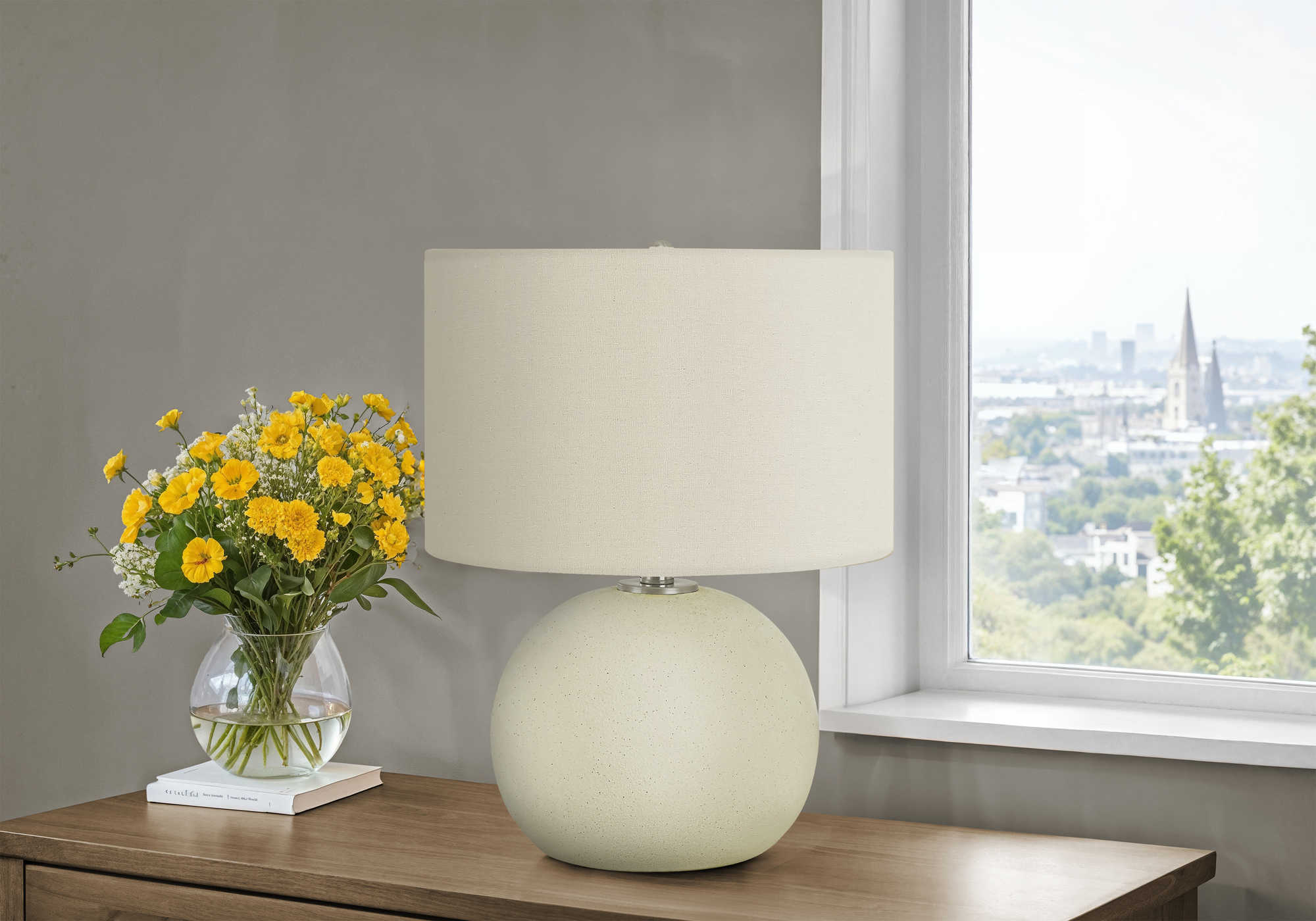 LUMINAIRE - 18"H LAMPE DE TABLE CREME CERAMIQUE / IVOIRE – I 9630.