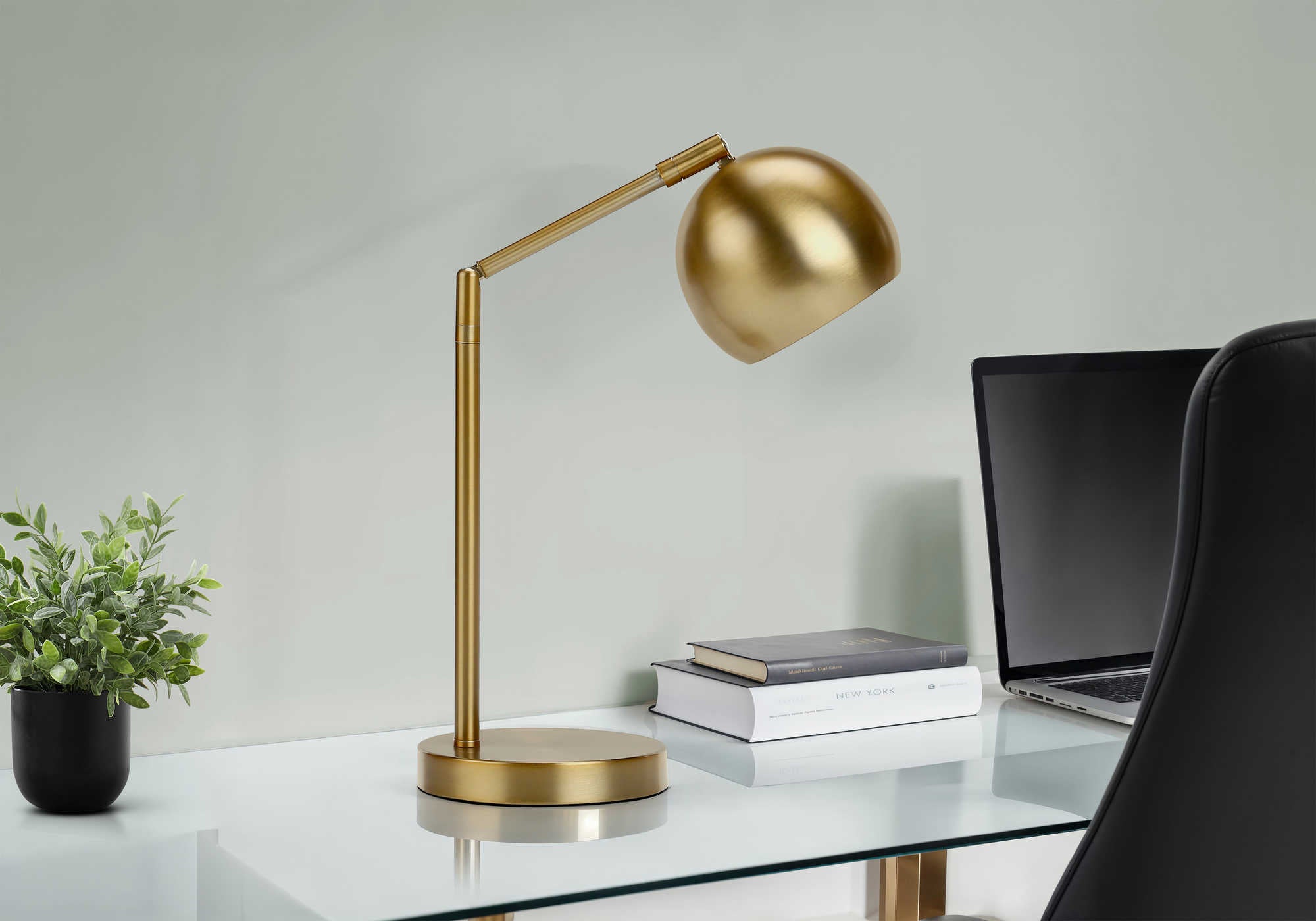 LUMINAIRE - 19"H LAMPE DE TABLE DOREE METAL / DOREE – I 9644.