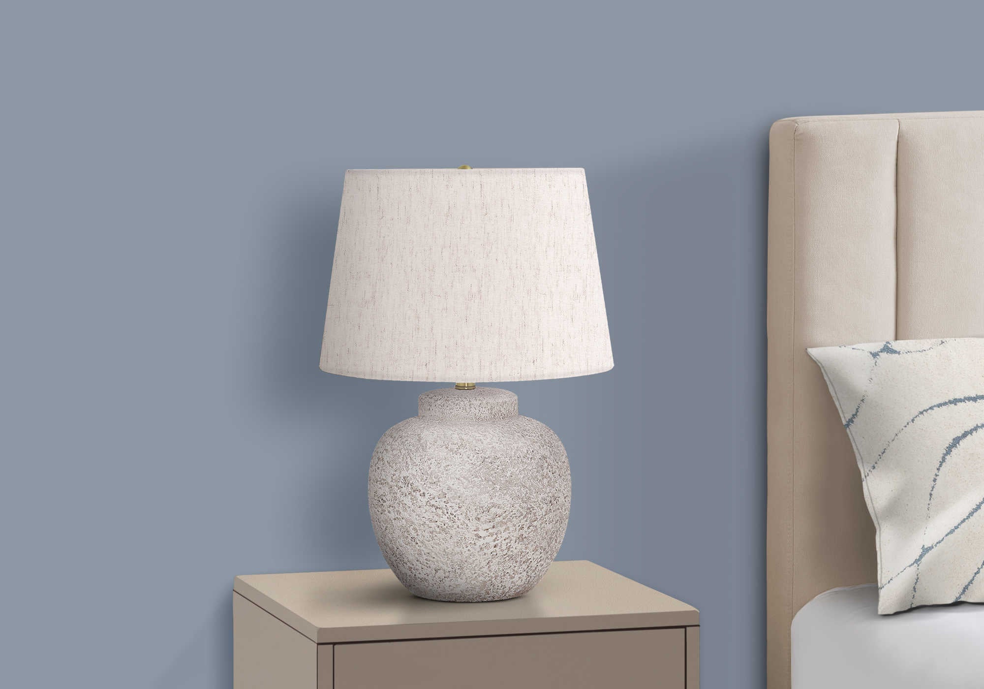 LUMINAIRE - 22"H LAMPE DE TABLE CREME BETON / IVOIRE – I 9732.