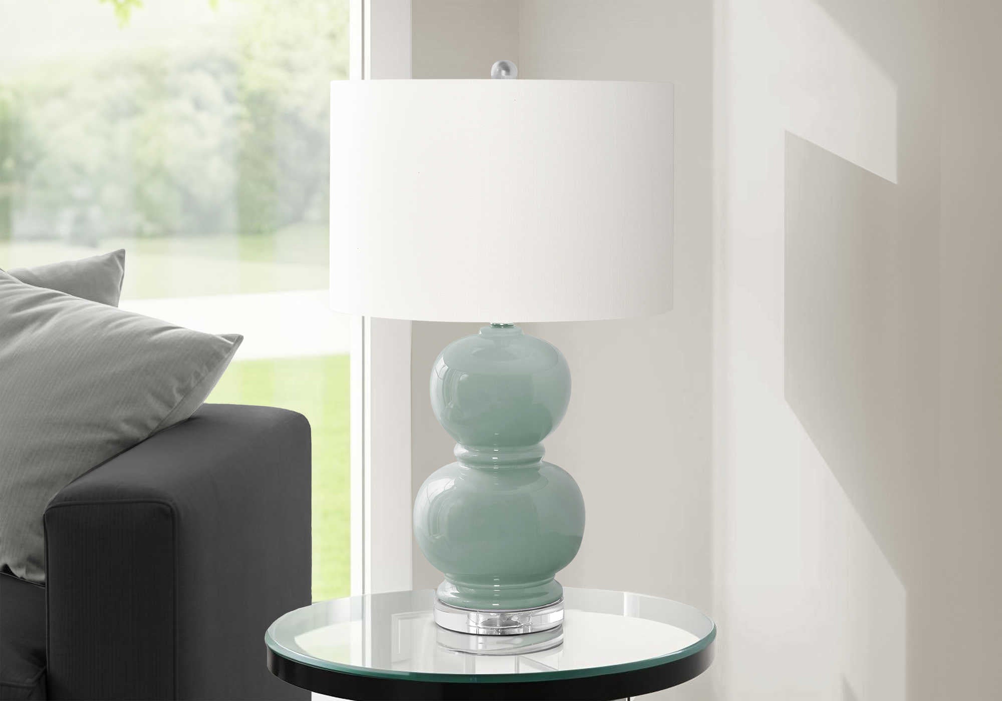 LUMINAIRE - 25"H LAMPE DE TABLE VERT CERAMIQUE / IVOIRE – I 9743.