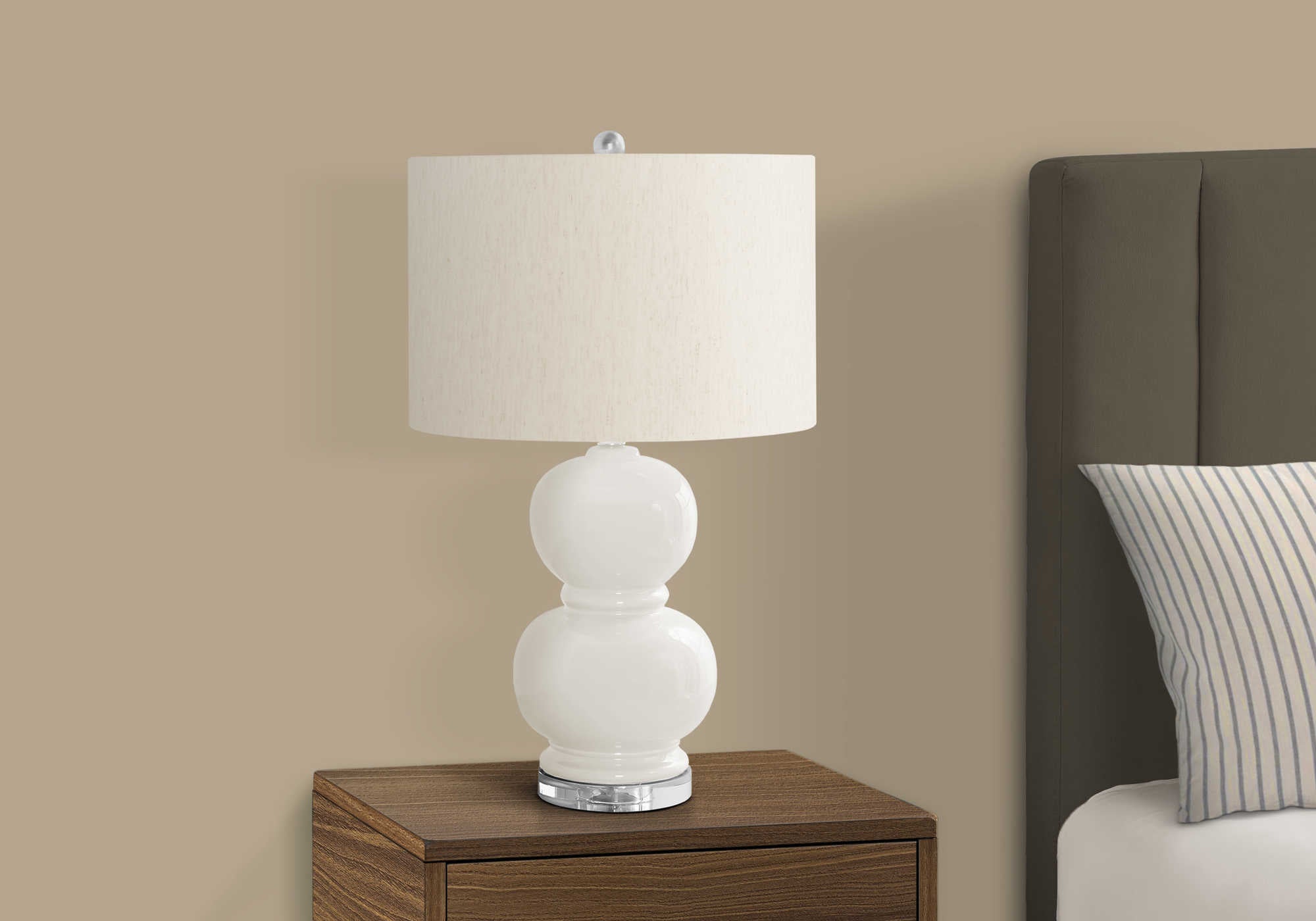 Image of lighting - 25"h table lamp cream ceramic / ivory shade.