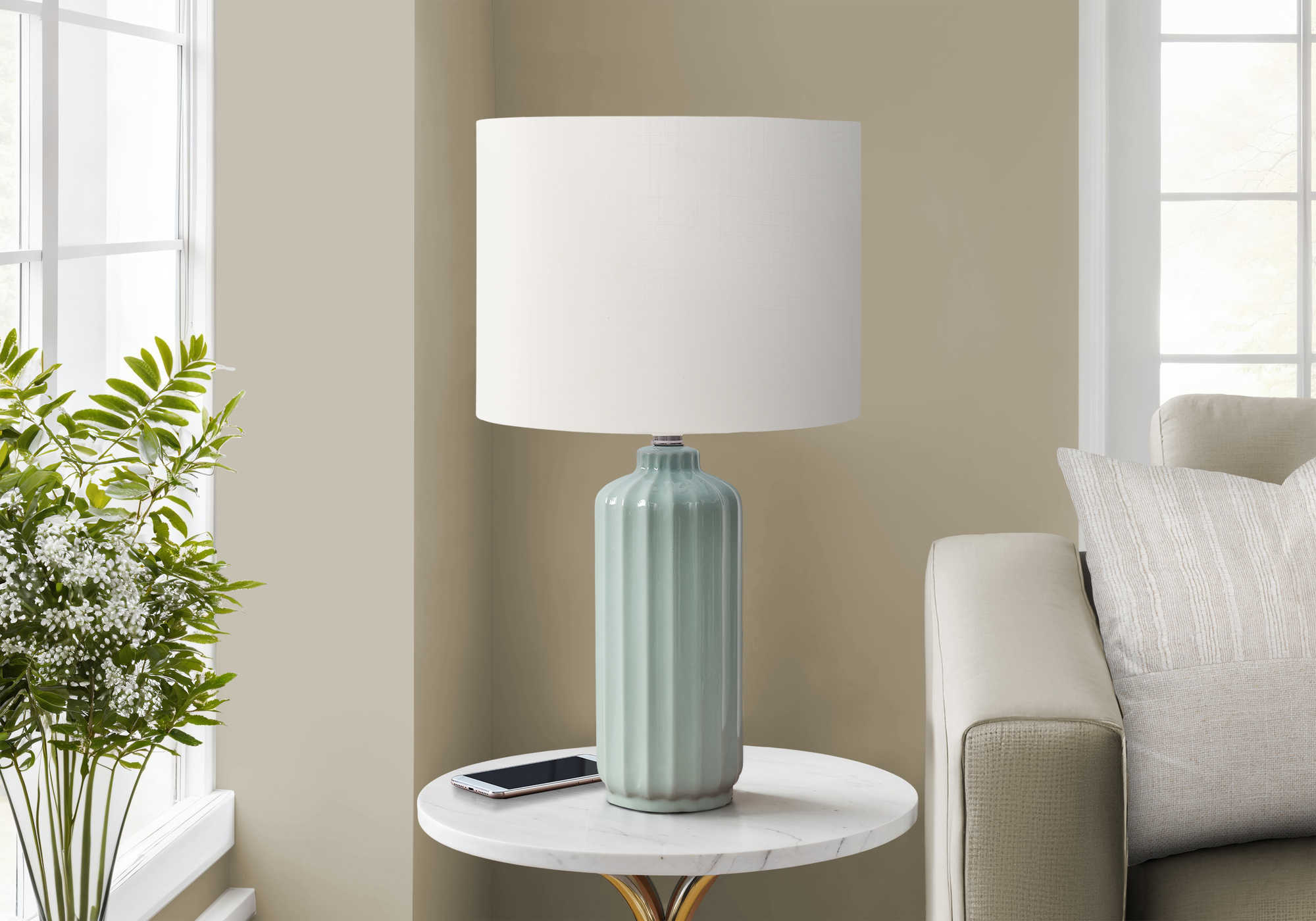 LUMINAIRE - 23"H LAMPE DE TABLE VERT CERAMIQUE / IVOIRE – I 9872