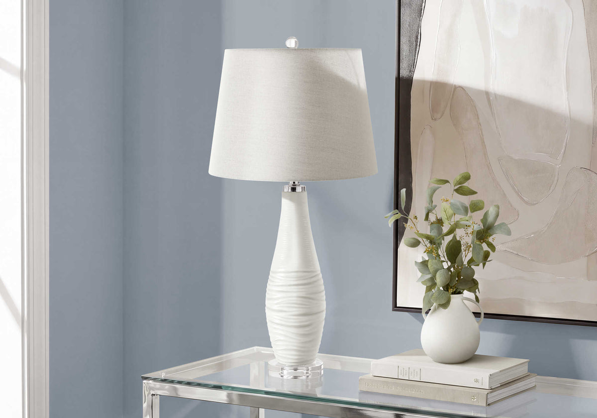 LUMINAIRE - 31"H LAMPE DE TABLE BLANC VERRE-CRYSTAL / GRIS – I 9912