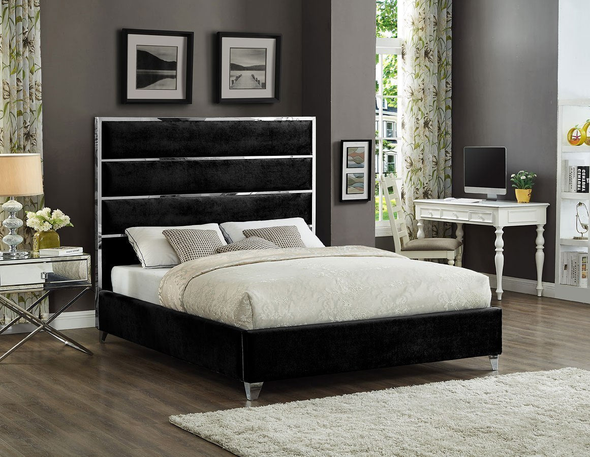 Image of if-5881 - queen or king bed - platform bed includes mattress support.