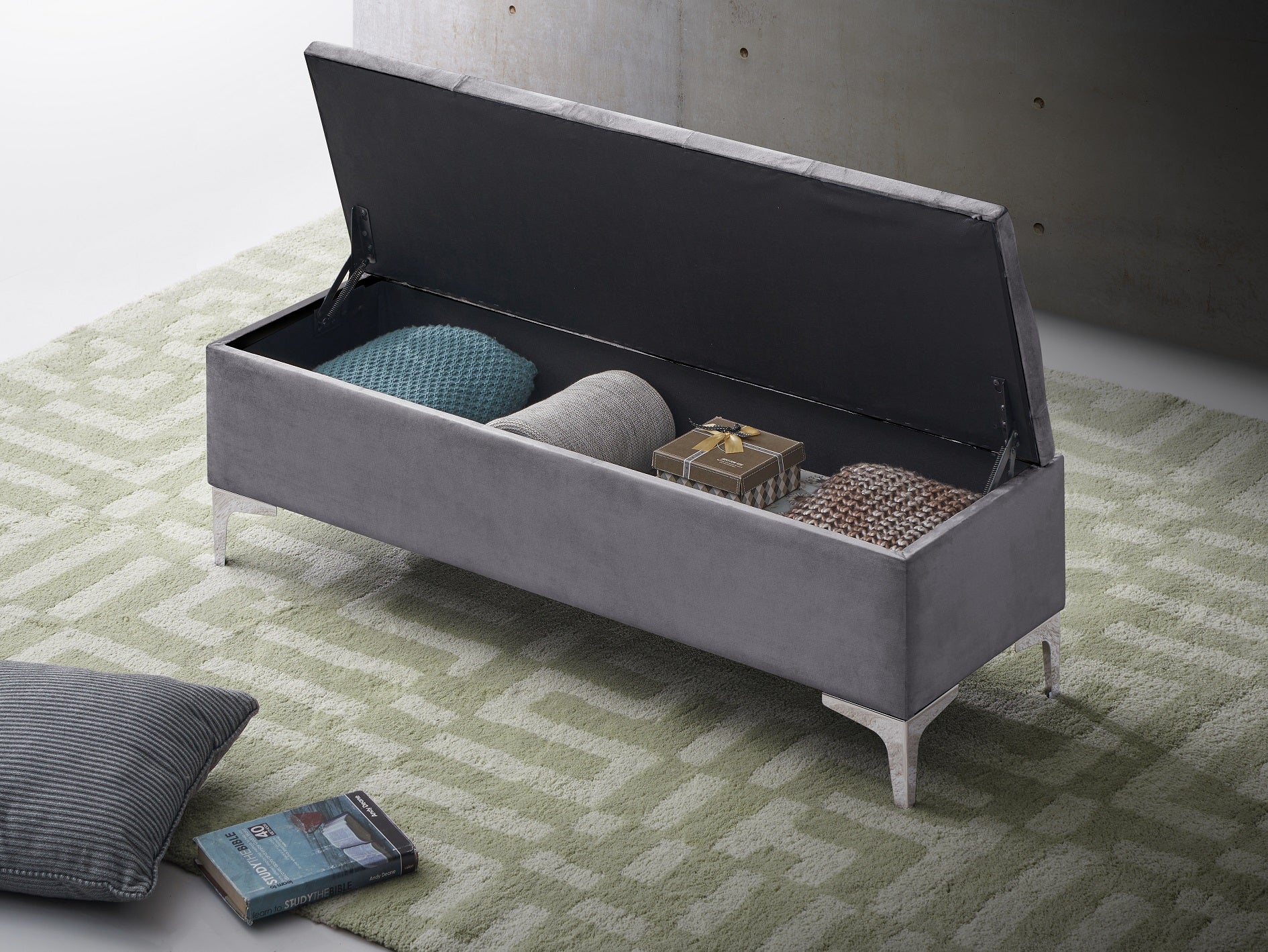 Grey Tufted Storage Bench – IF-6500