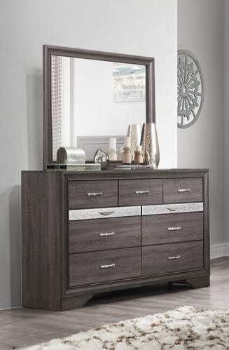 Features 9 Pull-Out Drawers Dresser & Mirror Set – Seville 'Harper' D/M