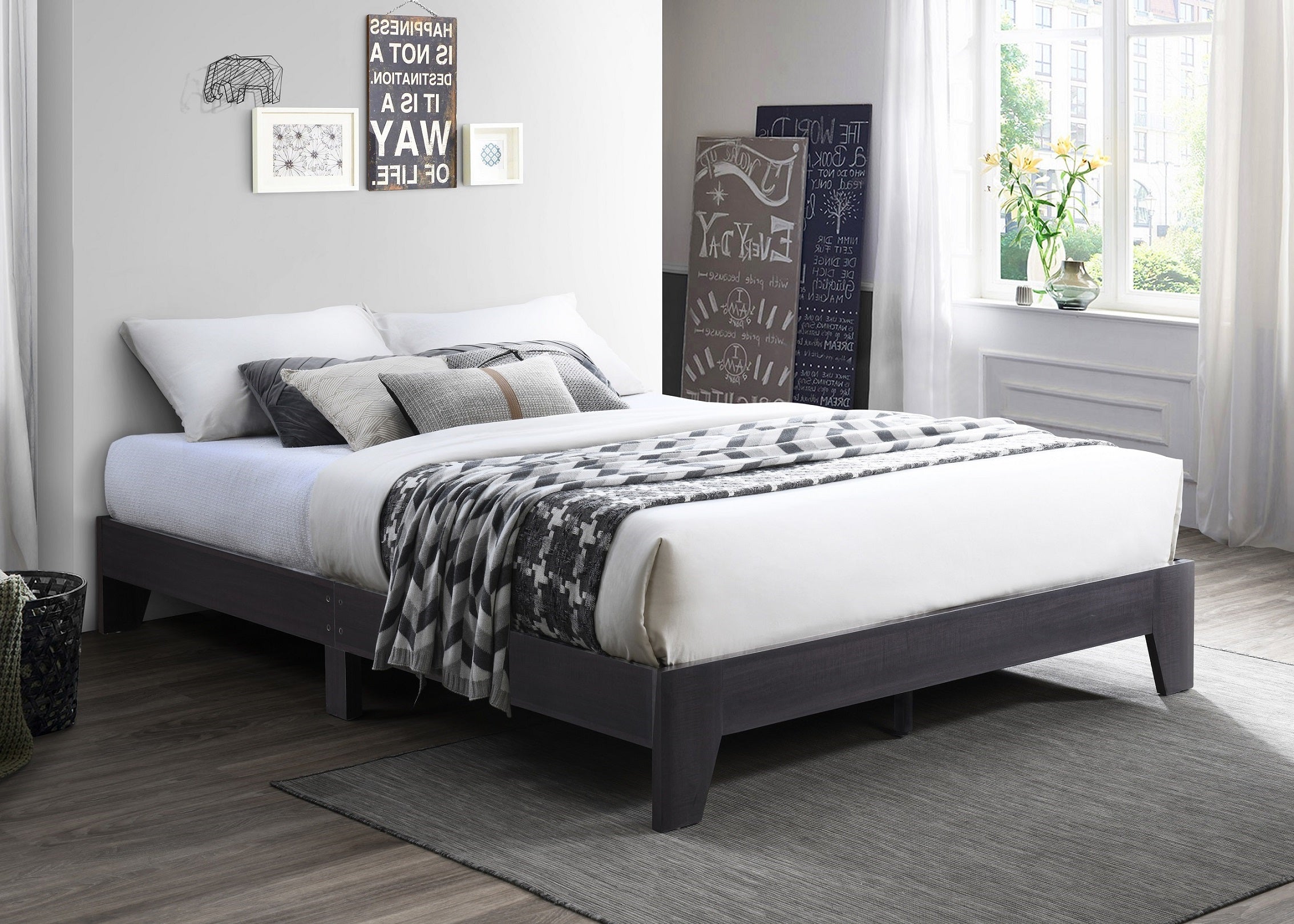 Image of if-5345 - single or double or queen or king bed - platform bed includes mattress support.