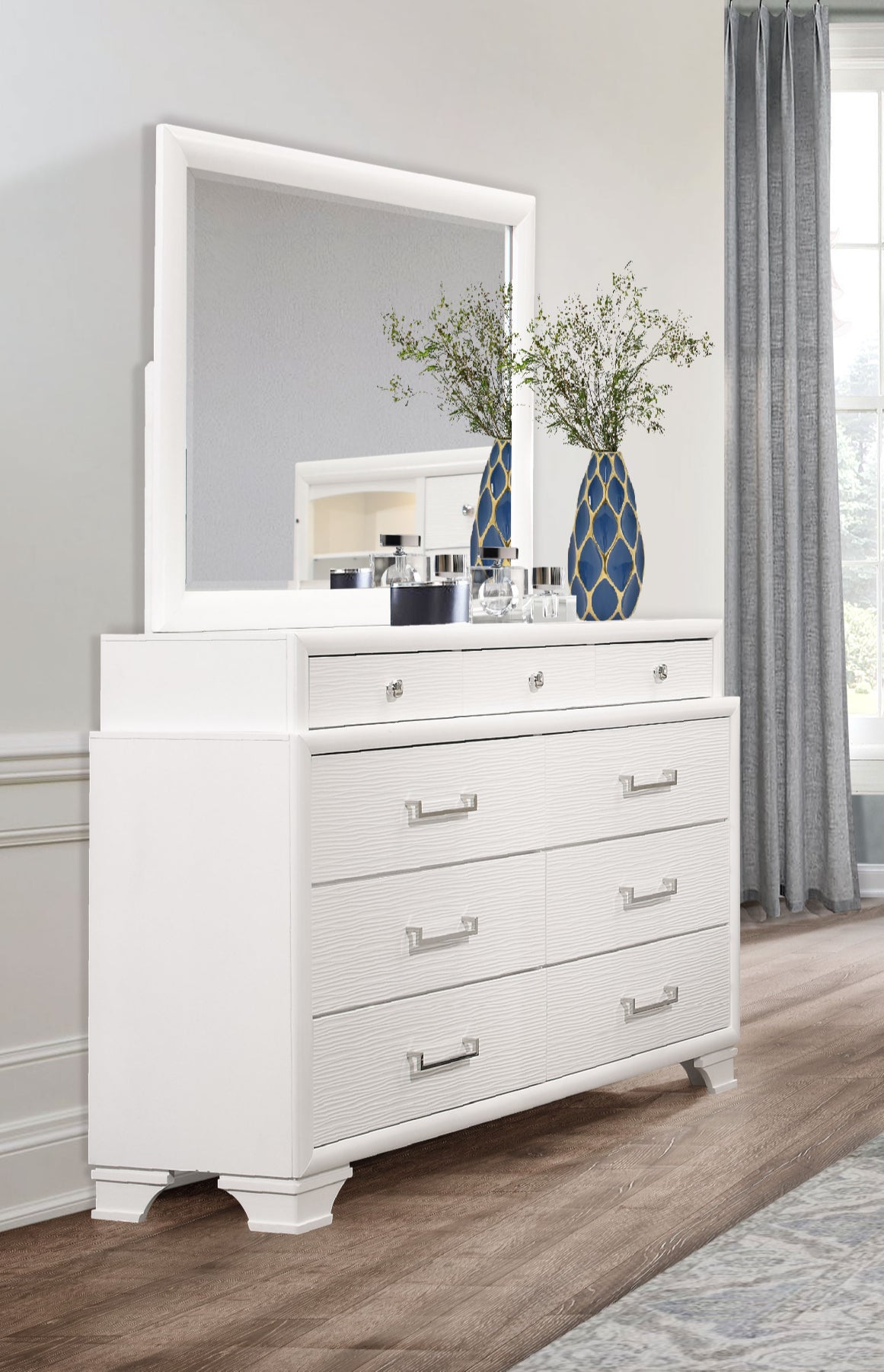 Features 9 Pull-Out Drawers Dresser & Mirror Set – Jordyn (White) D/M