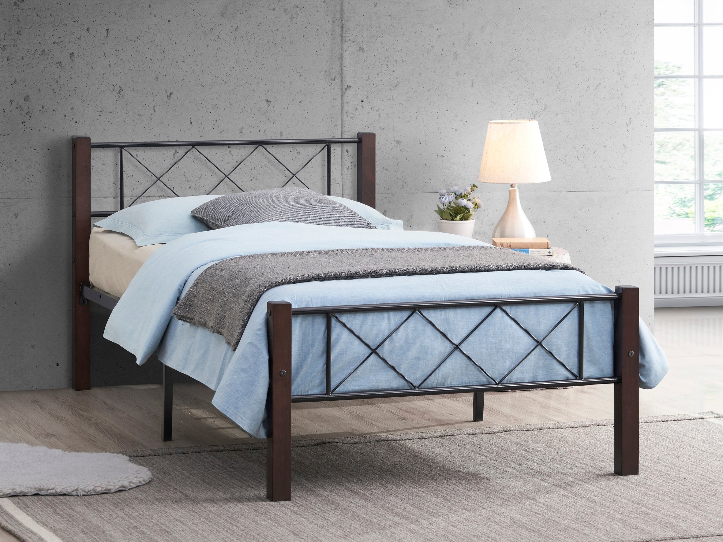 Image of if-125 - single or double bed - platform bed includes mattress support.