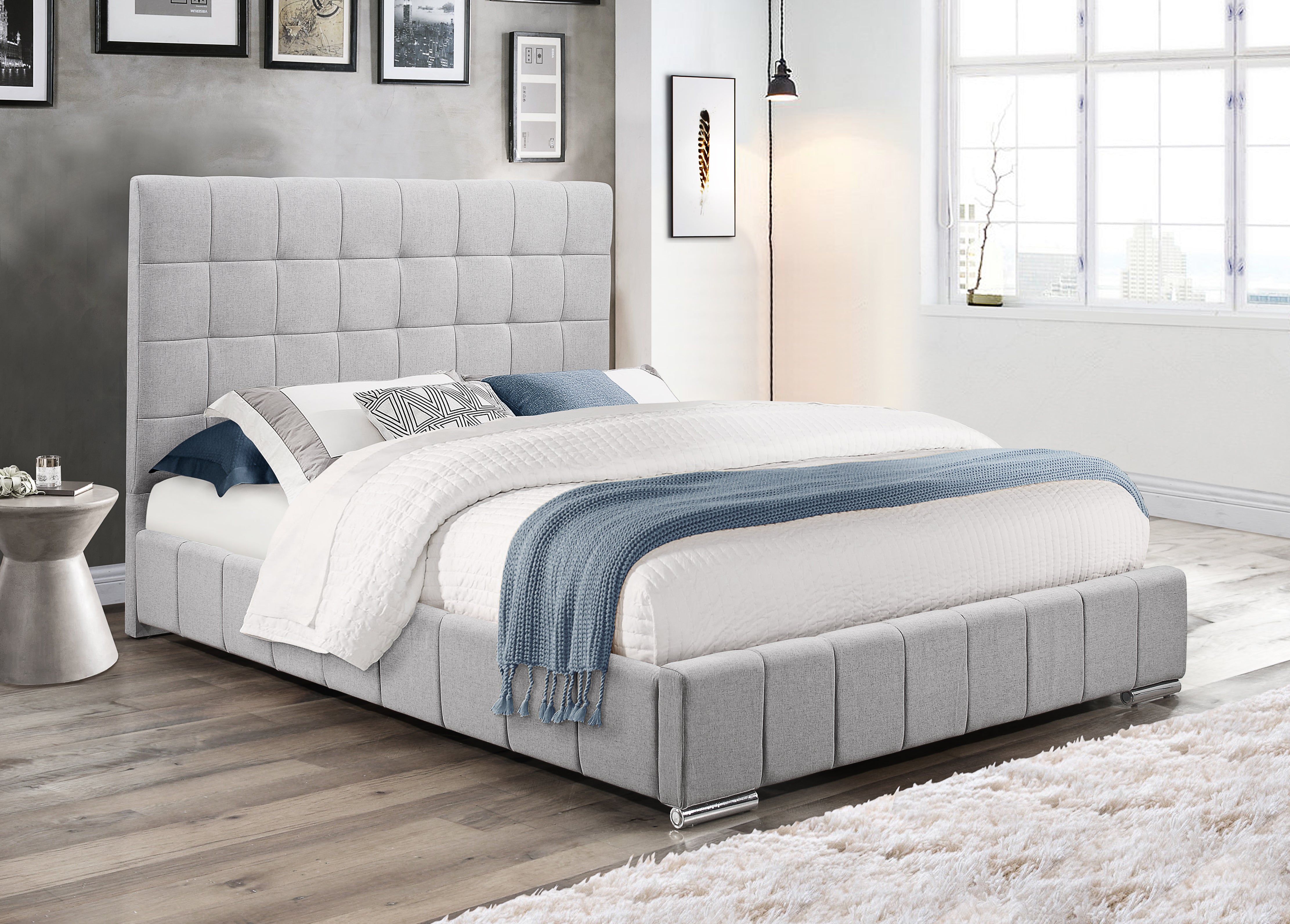 Image of if-5780 - queen or king bed - platform bed includes mattress support.
