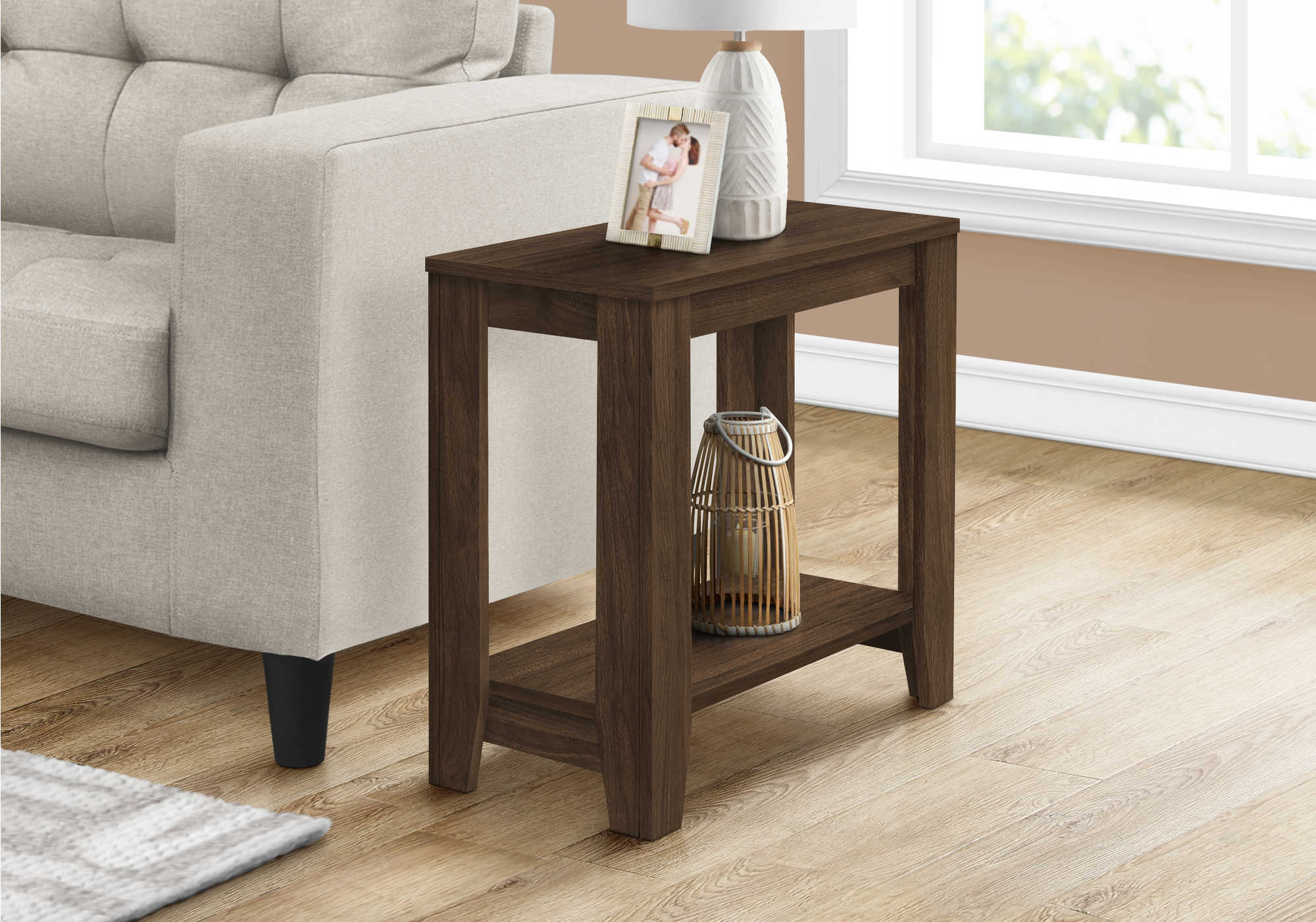 Image of accent table - 22h  dark walnut i 3386.