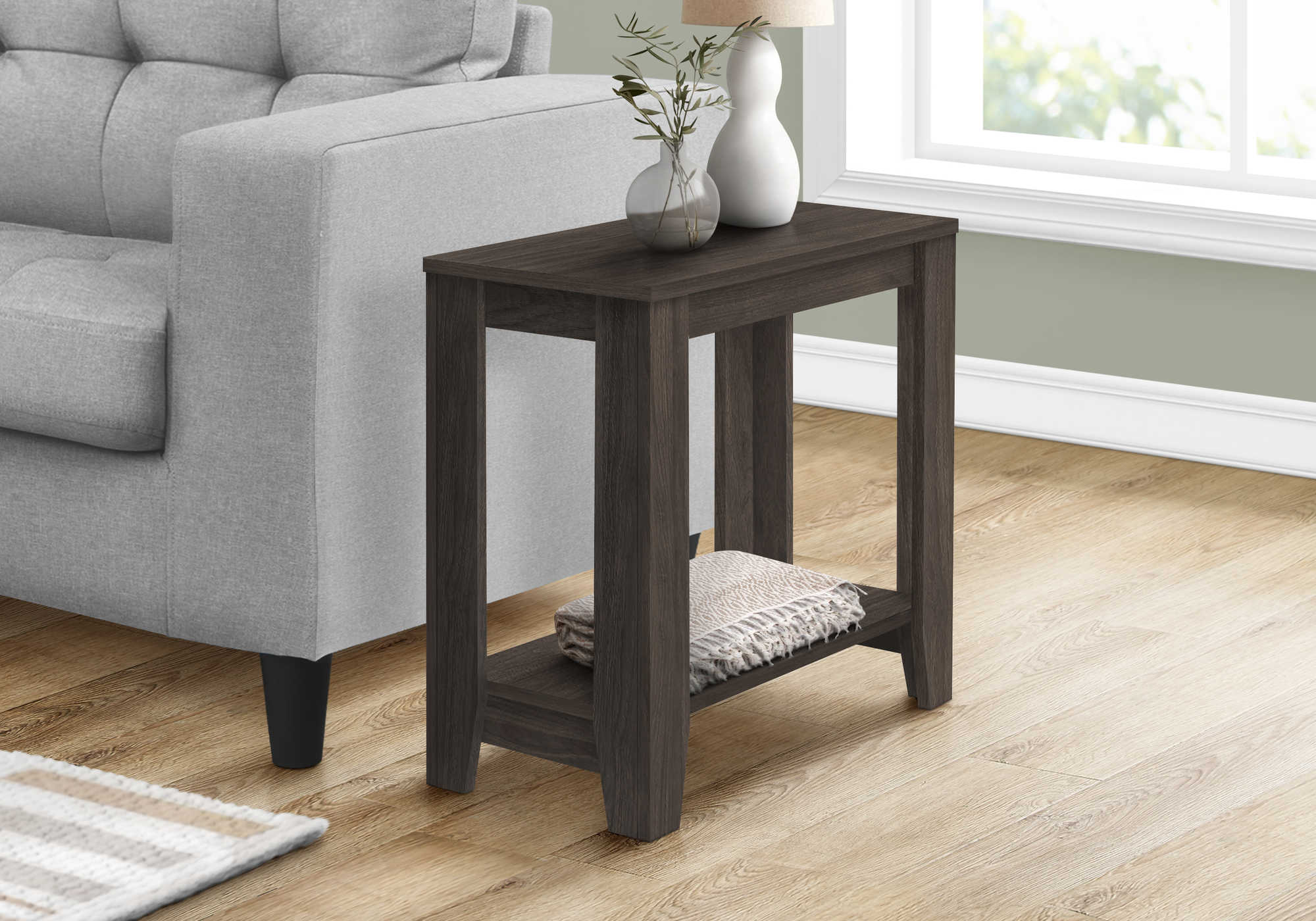 Image of accent table - 22h  brown oak i 3388.