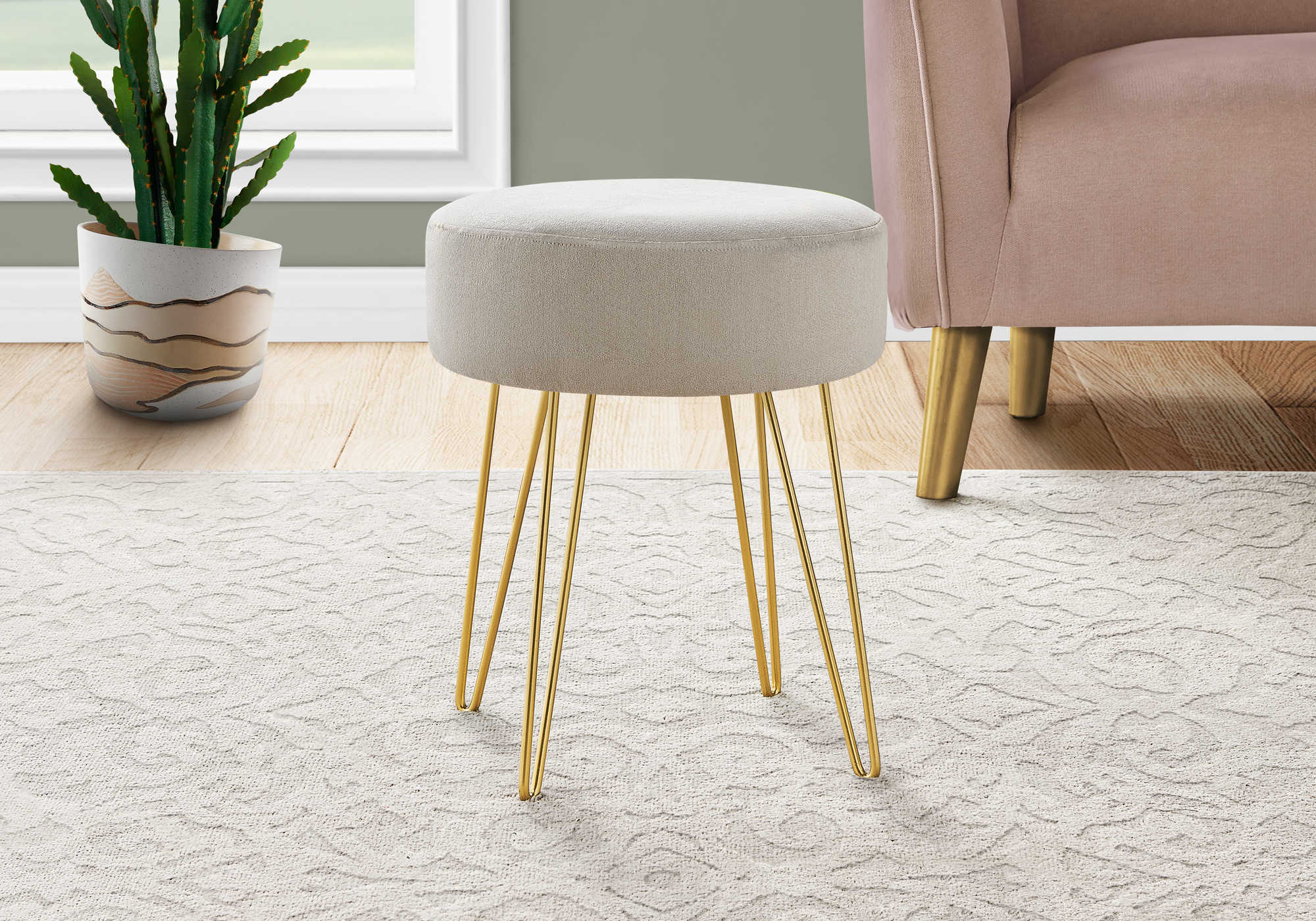 Image of ottoman - beige fabric  gold metal legs i 9000.